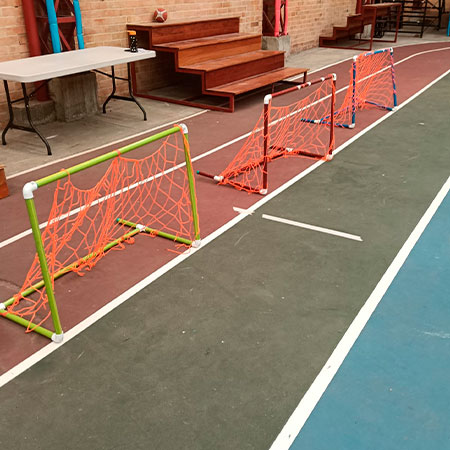 Alquiler de juegos tipo feria: mini fútbol